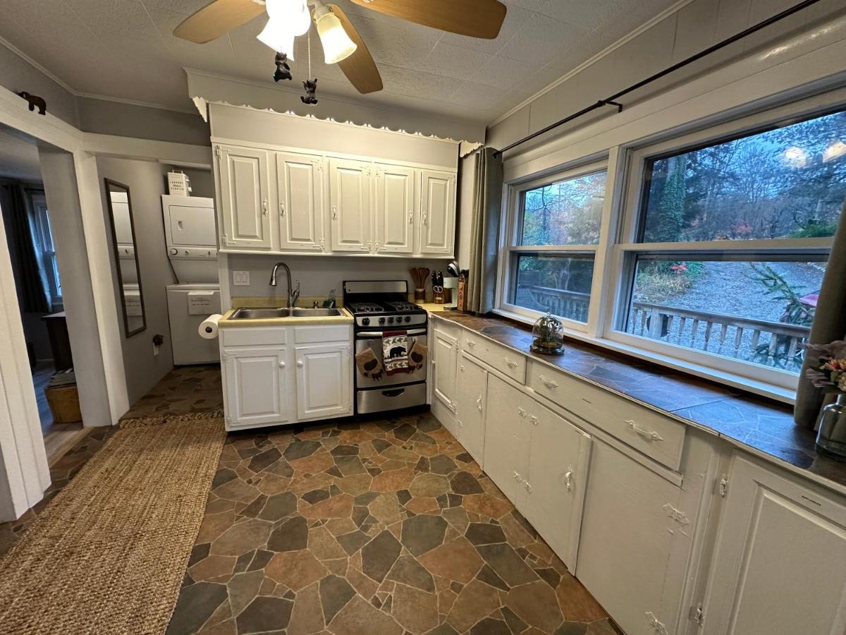Escape To A Streamside Cabin In The Lower Catskills Wurtsboro Esterno foto