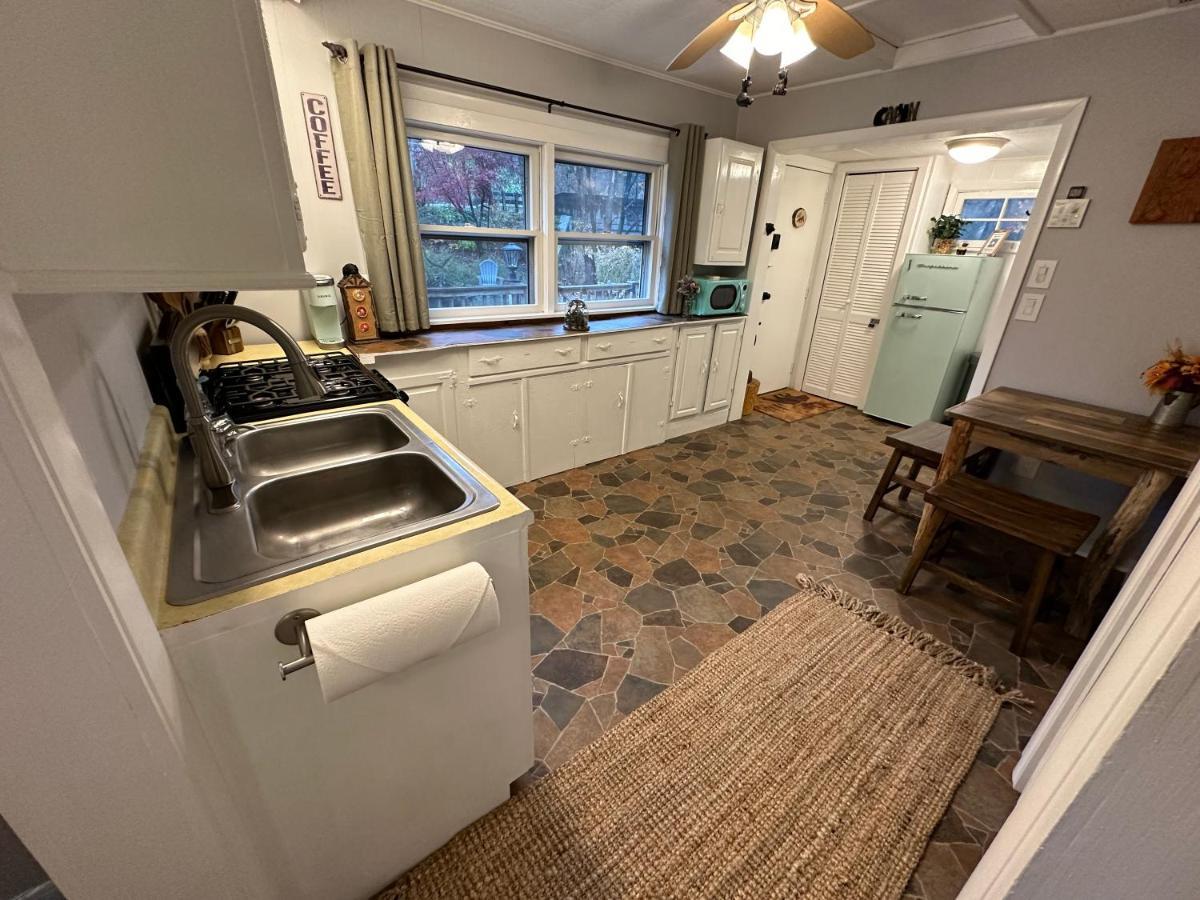 Escape To A Streamside Cabin In The Lower Catskills Wurtsboro Esterno foto